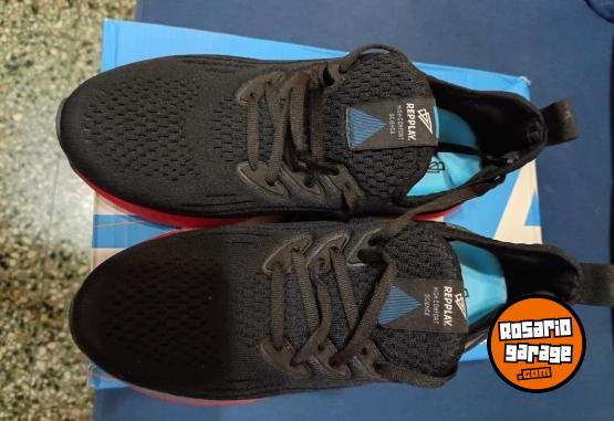 Indumentaria - Zapatillas - En Venta