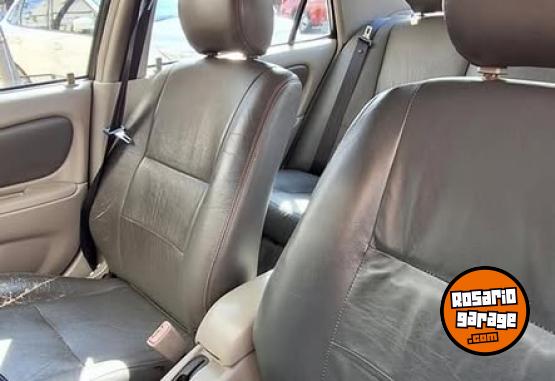 Autos - Toyota Corolla 1.8 2000 Nafta 186000Km - En Venta