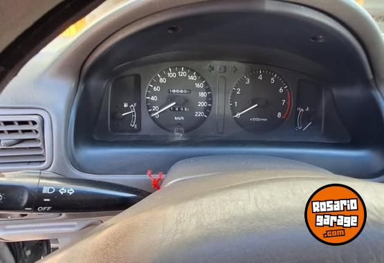Autos - Toyota Corolla 1.8 2000 Nafta 186000Km - En Venta