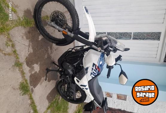 Motos - Hero Xpulse 200 2024 Nafta 16000Km - En Venta