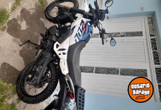 Motos - Hero Xpulse 200 2024 Nafta 16000Km - En Venta