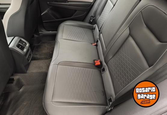Camionetas - Volkswagen TAOS. CONFORTLINE 2025 Nafta 9100Km - En Venta