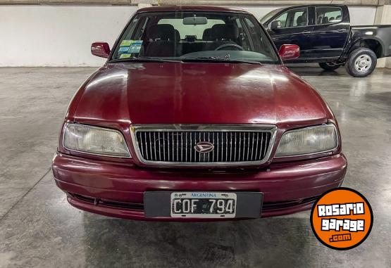 Autos - Daihatsu Applause 1999 Nafta 111586Km - En Venta