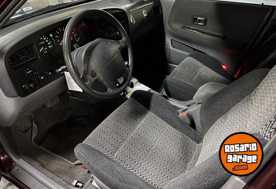 Autos - Daihatsu Applause 1999 Nafta 111586Km - En Venta