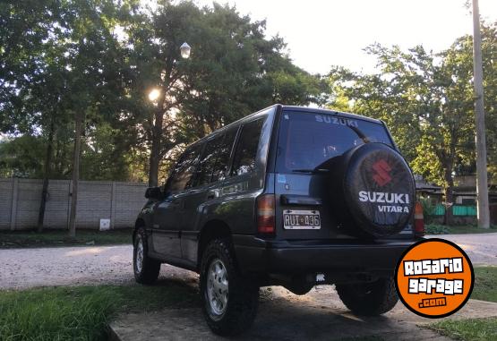 Camionetas - Suzuki VITARA 1993 Nafta 190000Km - En Venta
