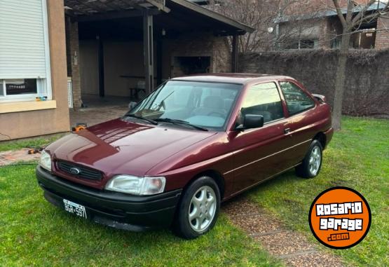 Autos - Ford Escort 1997 Nafta 83000Km - En Venta