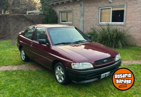 Autos - Ford Escort 1997 Nafta 83000Km - En Venta