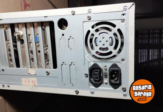 Informática - CPU retro, Pentium II 233mhz, 128mb de ram. Disco IDE de 4gb - En Venta