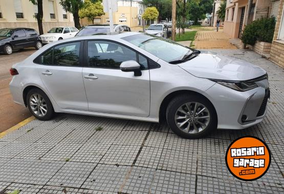 Autos - Toyota 2023 XEI Automatico 2023 Nafta 45000Km - En Venta