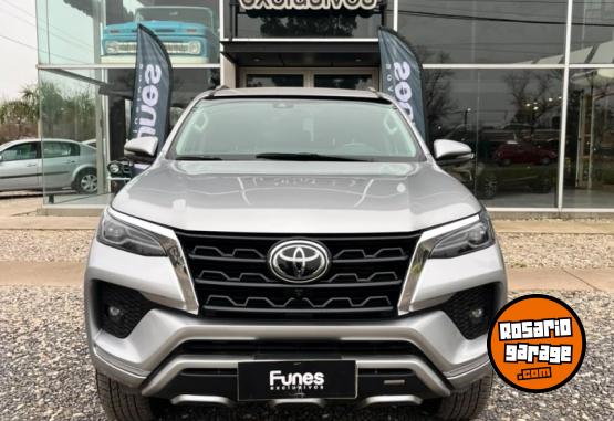 Camionetas - Toyota Hilux 2022 Diesel 60000Km - En Venta