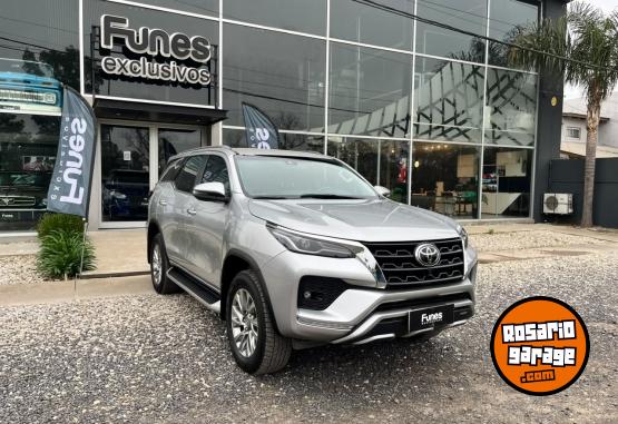 Camionetas - Toyota Hilux 2022 Diesel 60000Km - En Venta