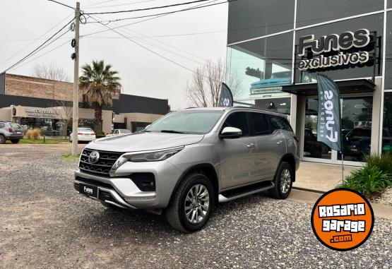 Camionetas - Toyota Hilux 2022 Diesel 60000Km - En Venta
