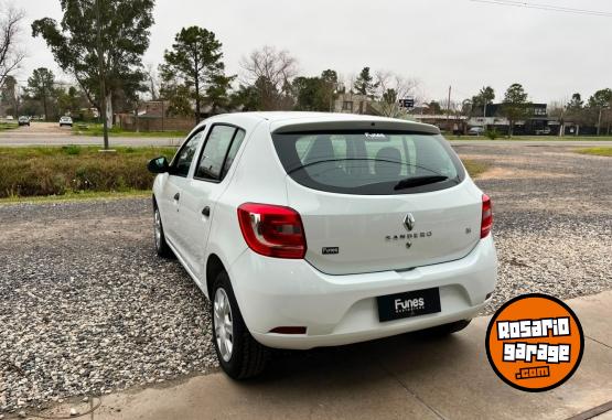 Autos - Renault Sandero 2017 Nafta 50000Km - En Venta