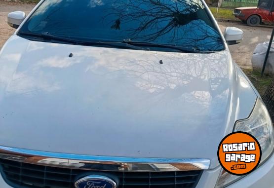 Autos - Ford Focus 2012 Nafta 170000Km - En Venta