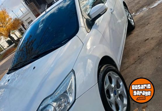 Autos - Ford Focus 2012 Nafta 170000Km - En Venta