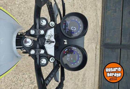 Motos - Motomel S2 2024 Nafta 10000Km - En Venta