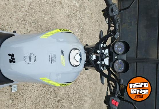 Motos - Motomel S2 2024 Nafta 10000Km - En Venta
