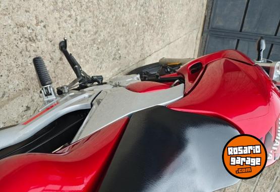 Motos - Yamaha Fazer 2010 Nafta 46000Km - En Venta