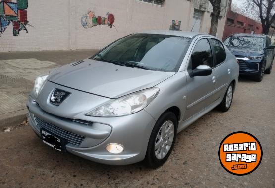Autos - Peugeot 207 feline 1.6 2013 GNC 140000Km - En Venta