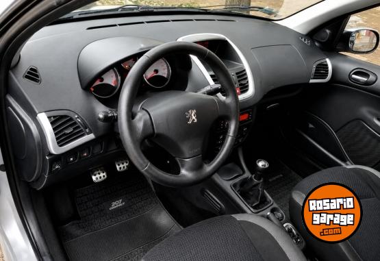 Autos - Peugeot 207 feline 1.6 2013 GNC 140000Km - En Venta