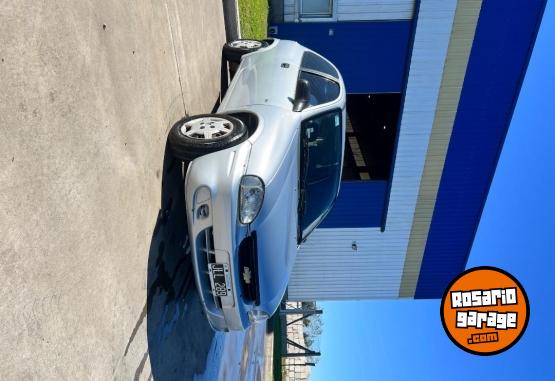 Autos - Chevrolet Corsa 3 puertas 2011 Nafta 130000Km - En Venta
