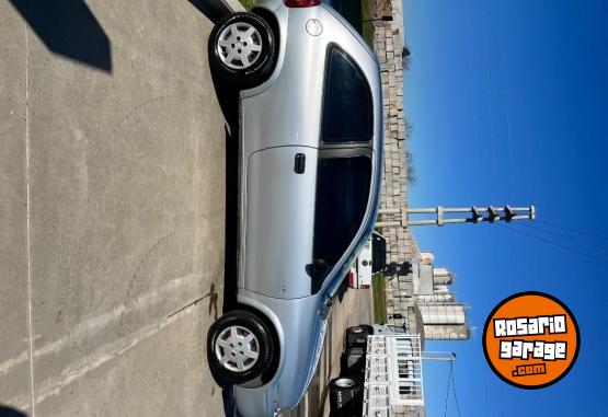 Autos - Chevrolet Corsa 3 puertas 2011 Nafta 130000Km - En Venta