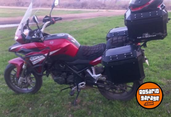Motos - Benelli TRK251 2020 Nafta 40000Km - En Venta