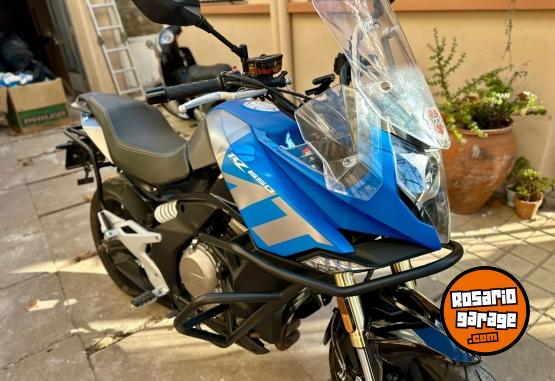 Motos - CF 650 MT 2022 Nafta 7900Km - En Venta