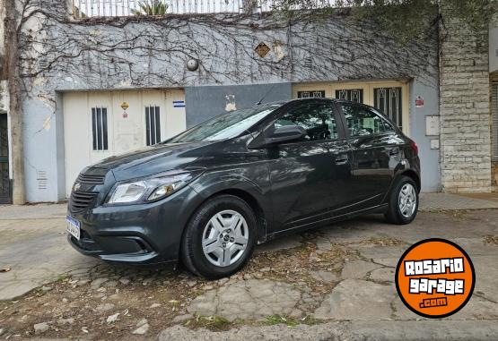 Autos - Chevrolet Onix joy 2018 Nafta 121000Km - En Venta