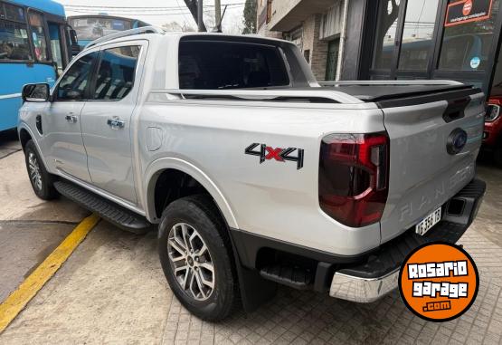 Camionetas - Ford Ranger limited biturbo 2023 Diesel 35800Km - En Venta