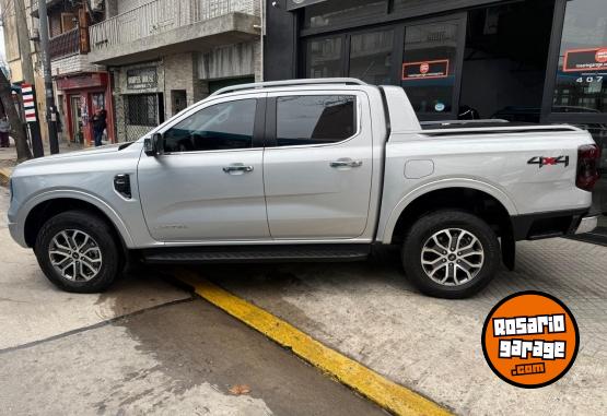 Camionetas - Ford Ranger limited biturbo 2023 Diesel 35800Km - En Venta