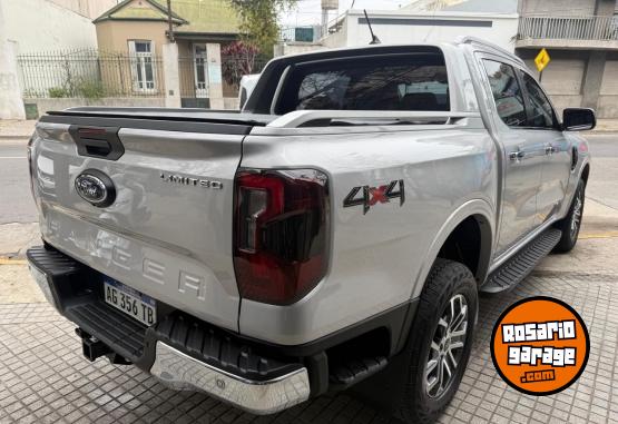 Camionetas - Ford Ranger limited biturbo 2023 Diesel 35800Km - En Venta