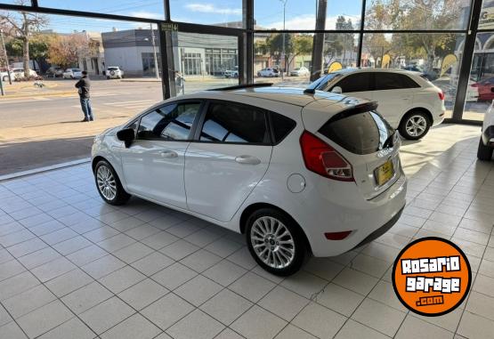 Autos - Ford Fiesta Kinetic Se Plus 2014 Nafta 150000Km - En Venta