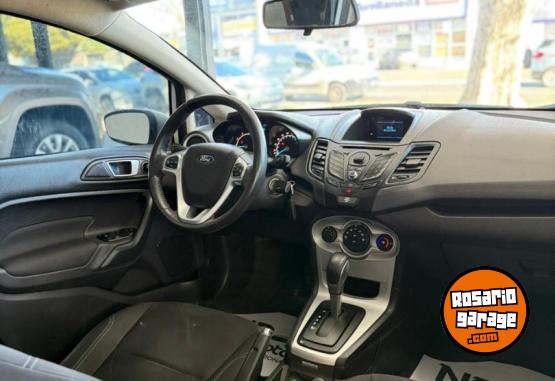Autos - Ford Fiesta Kinetic Se Plus 2014 Nafta 150000Km - En Venta