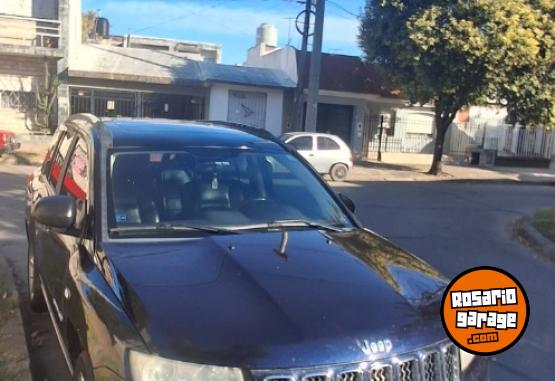 Camionetas - Jeep Compass limited 2011 Nafta 225000Km - En Venta