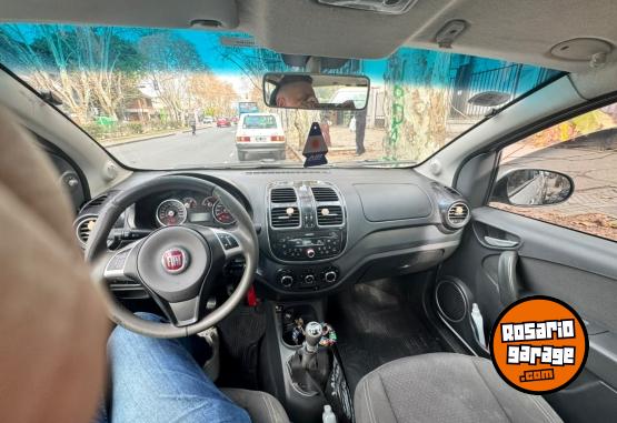 Autos - Fiat Grand Siena 2016 GNC 153000Km - En Venta