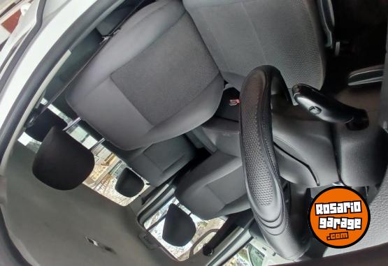 Camionetas - Volkswagen Amarok 2016 Diesel 185000Km - En Venta