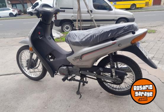 Motos - Keller Cronos 110 2022 Nafta 7000Km - En Venta