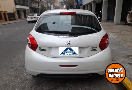 Autos - Peugeot 208 Allure 2014 Nafta 113000Km - En Venta