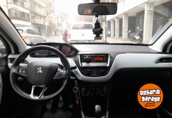 Autos - Peugeot 208 Allure 2014 Nafta 113000Km - En Venta