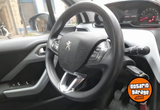 Autos - Peugeot 208 Allure 2014 Nafta 113000Km - En Venta