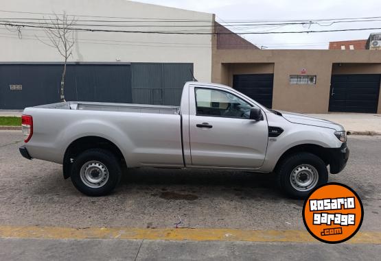 Camionetas - Ford RANGER 2.2 XL 2023 Diesel 23000Km - En Venta