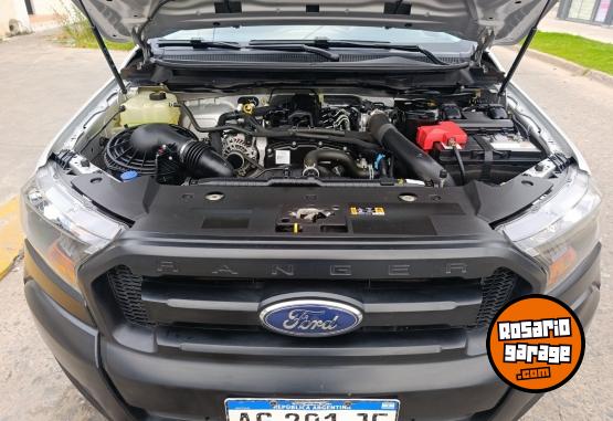 Camionetas - Ford RANGER 2.2 XL 2023 Diesel 23000Km - En Venta