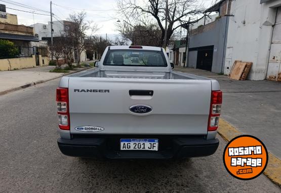 Camionetas - Ford RANGER 2.2 XL 2023 Diesel 23000Km - En Venta