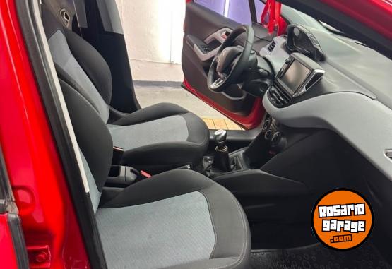 Autos - Peugeot 208 2013 Nafta 145000Km - En Venta