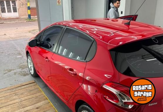 Autos - Peugeot 208 2013 Nafta 145000Km - En Venta