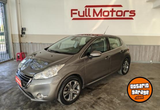 Autos - Peugeot 208 2015 Nafta 129000Km - En Venta