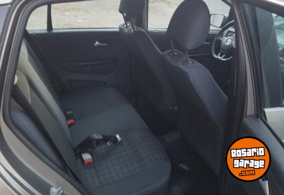 Autos - Volkswagen SURAN VOYAGE FOX 2017 Nafta 100000Km - En Venta