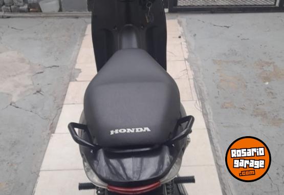 Motos - Honda Biz 125cc 2018 Nafta 64000Km - En Venta