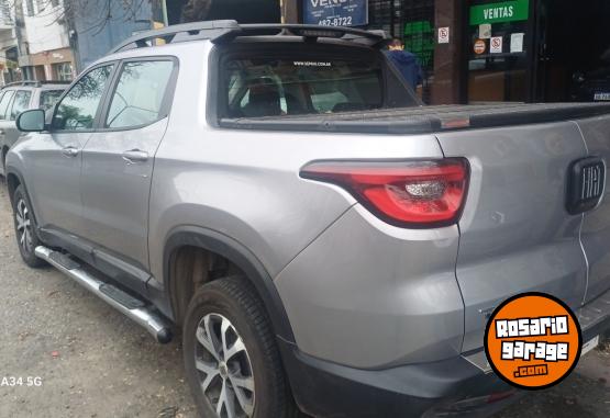 Camionetas - Fiat Toro 2022 GNC 160000Km - En Venta